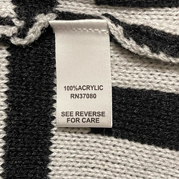 Cato Women’s Medium White & Black Geometric Print Open Duster Cardigan - Picture 7 of 7